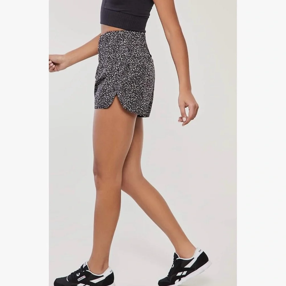 Free People Movement | High-Rise the Way Home Shorts | Black Chettah - Picture 2 of 10